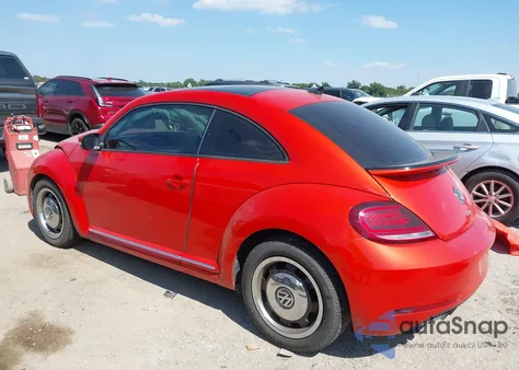 2018 Volkswagen Beetle 2.0T Coast/2.0T S из США, поврежденный, VIN 3VWFD7AT7JM704868